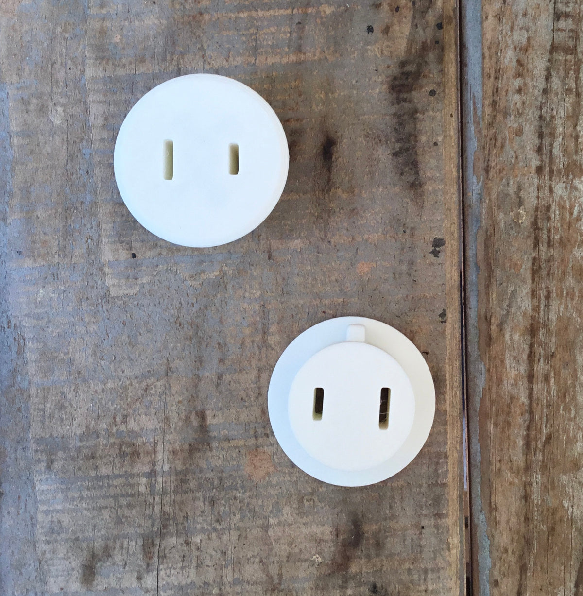 Mock-let – Dummy Outlet for Nightlight Display (bag of 4)